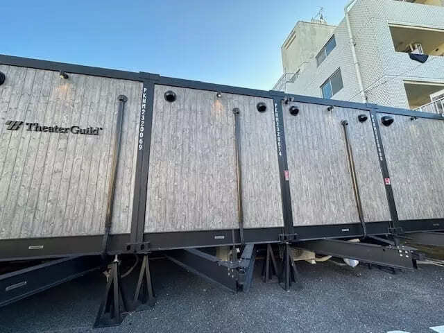 トレーラーハウス劇場営業